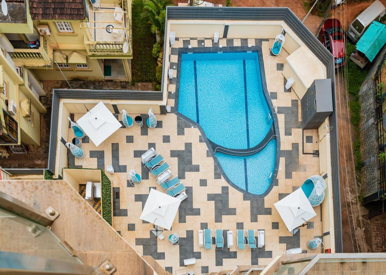 Regenta Central Imperial Candolim Goa Buitenkant foto