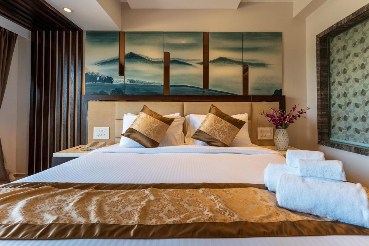 Regenta Central Imperial Candolim Goa Buitenkant foto
