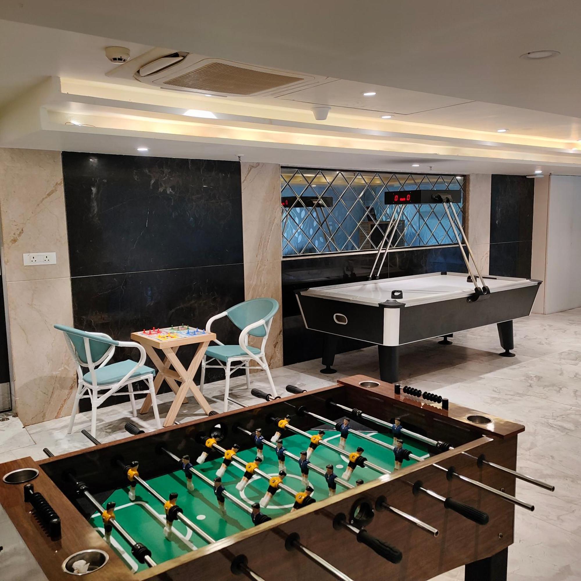 Regenta Central Imperial Candolim Goa Buitenkant foto